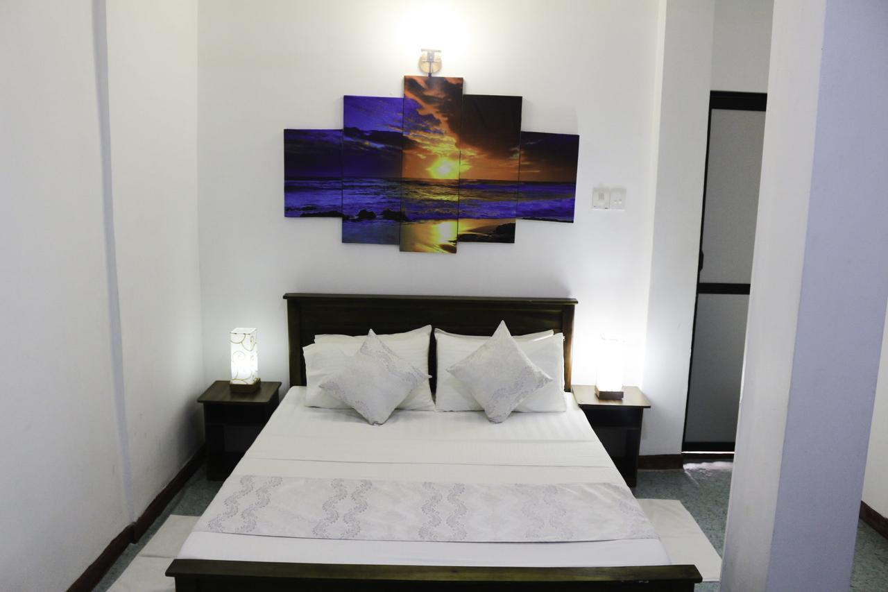 Yoho Travellers Residence Kandy Exterior foto