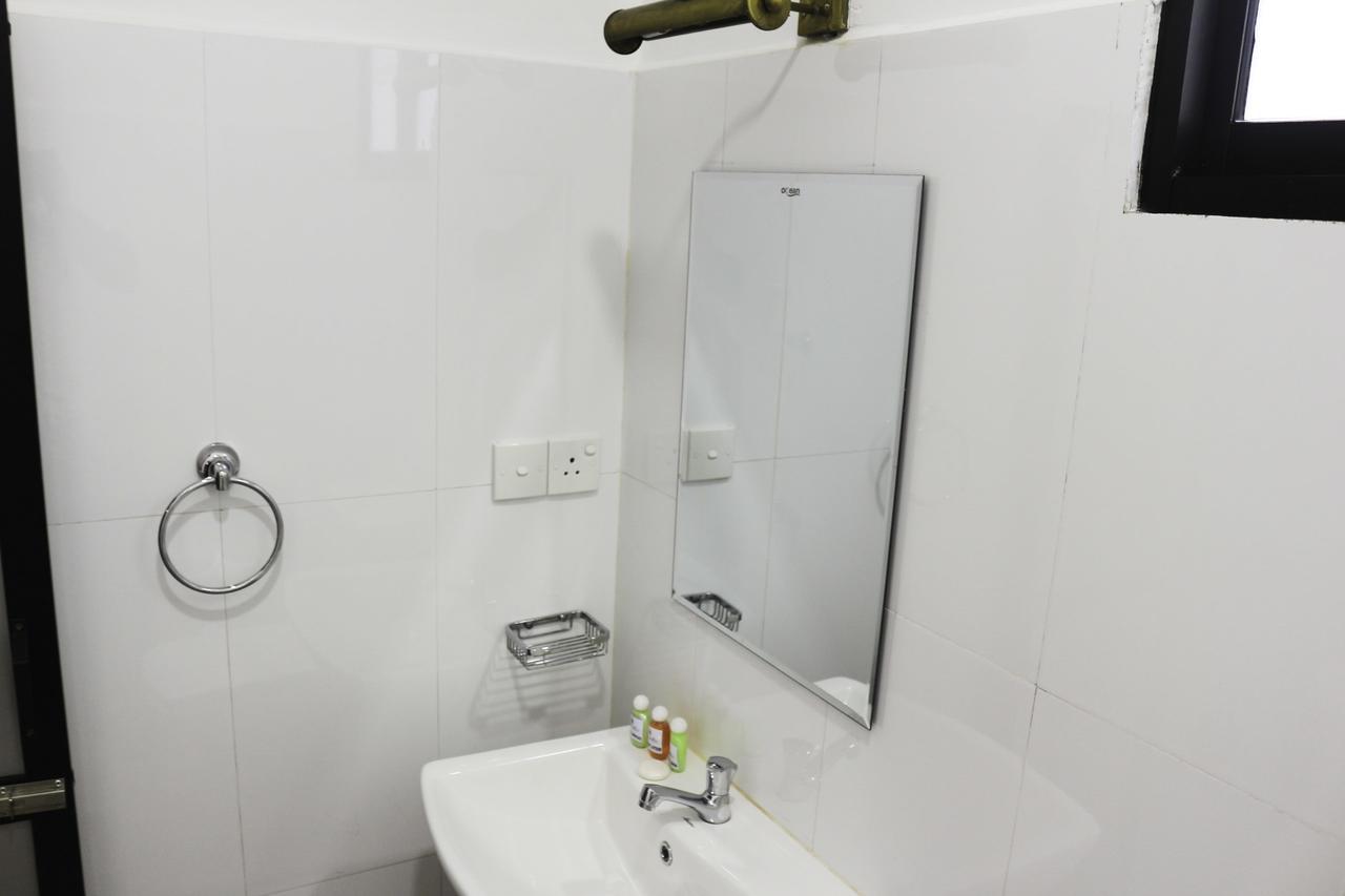 Yoho Travellers Residence Kandy Exterior foto