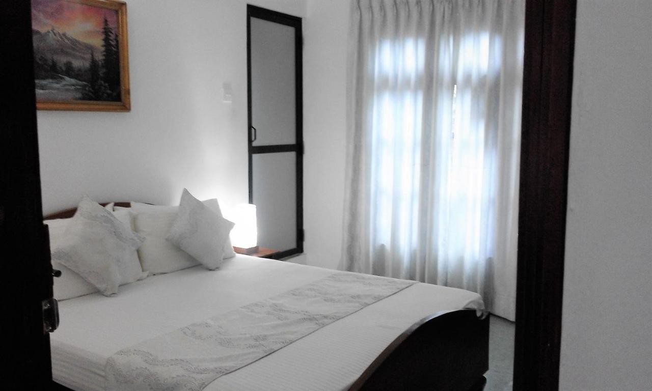 Yoho Travellers Residence Kandy Exterior foto